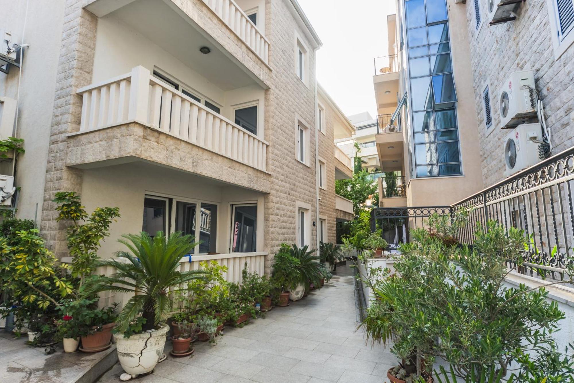 Apartments Franicevic Petrovac Exteriér fotografie