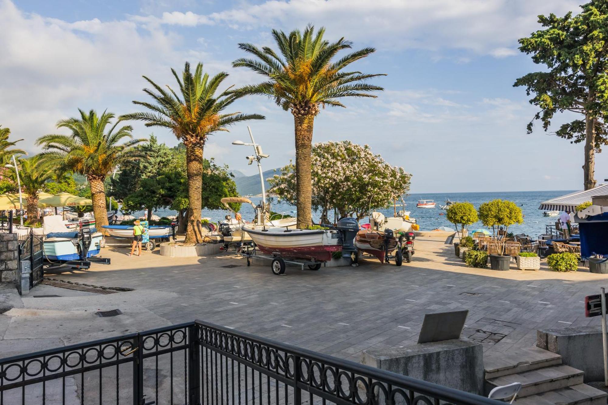 Apartments Franicevic Petrovac Exteriér fotografie